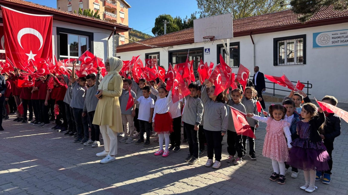 29 Ekim Cumhuriyet Bayramı Okulumuzda Coşkuyla Kutlandı.